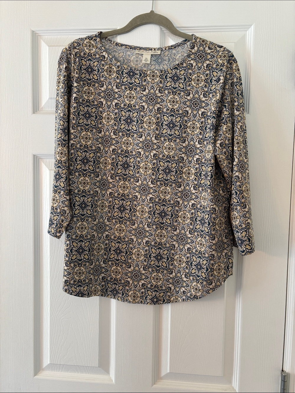 Women’s Navy and Cream Patterned Long Sleeve Top